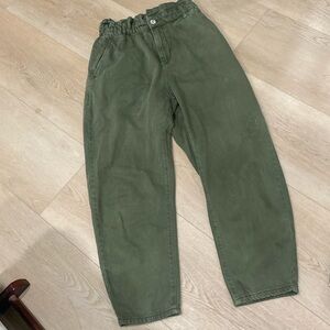 Zara Womens Pants size 6 in Olive